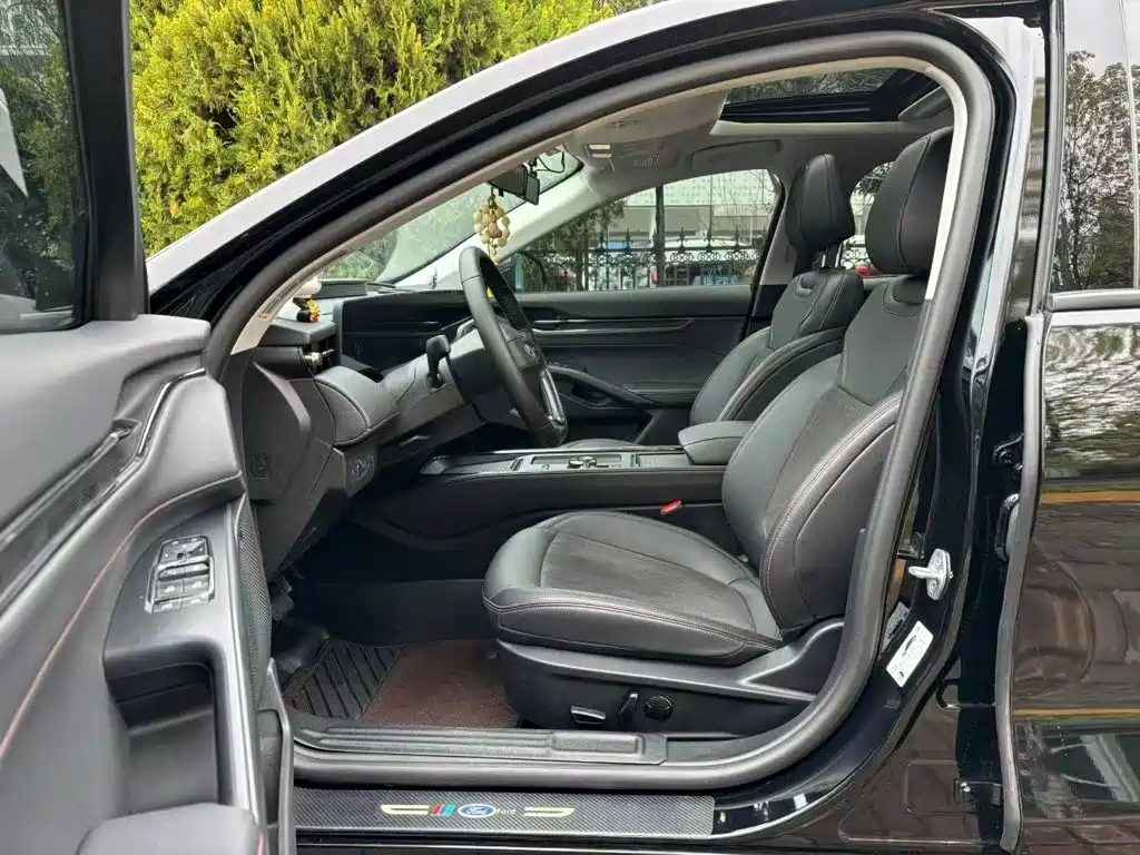 Ford Mondeo — миниатюра 4