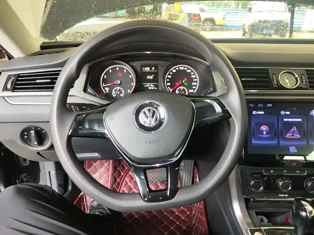 Volkswagen Passat 2015 1.8TSI DSG