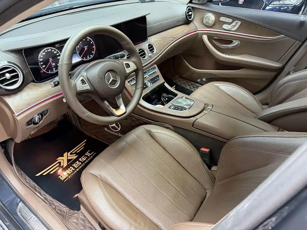 Mercedes-Benz E-Class — миниатюра 8