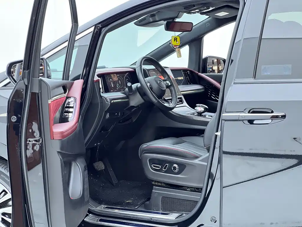 GAC Motor Trumpchi M8 — миниатюра 5