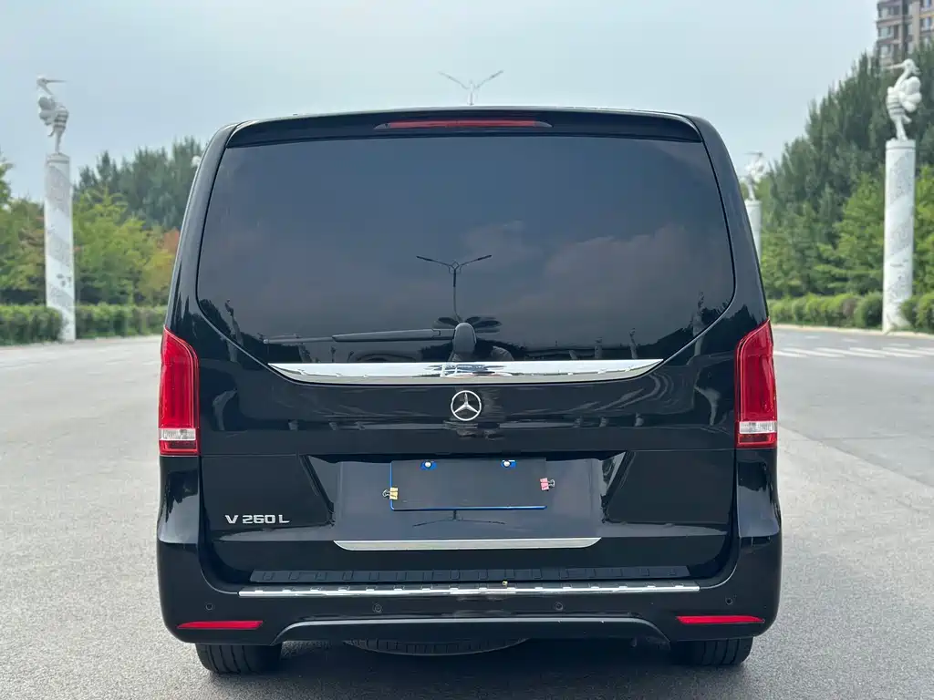 Mercedes-Benz V-Class — миниатюра 5