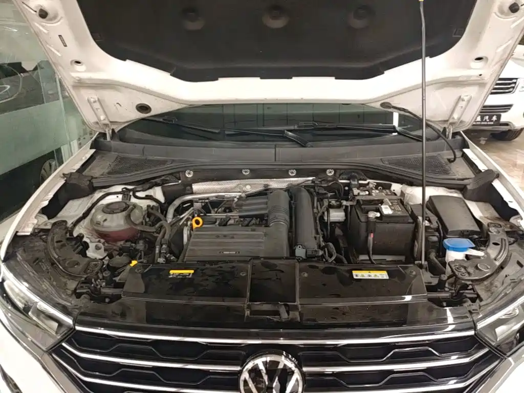 Volkswagen T-Roc — миниатюра 20
