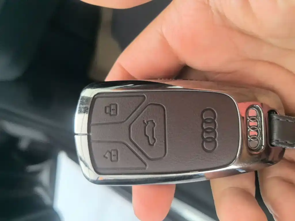 Audi A4L — миниатюра 9