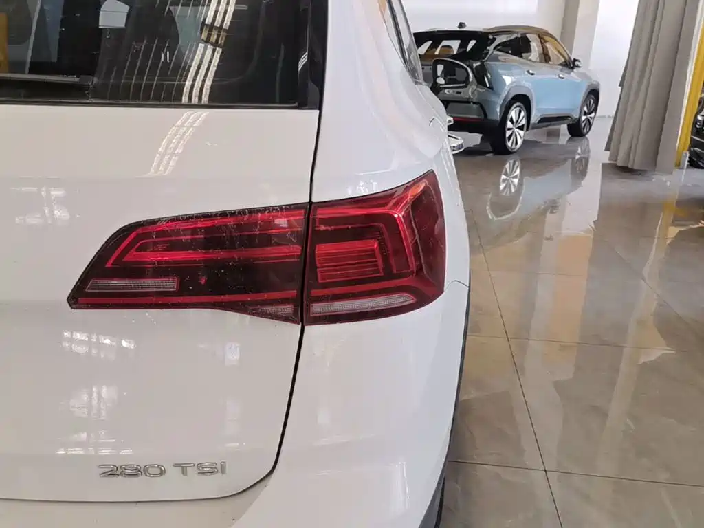 Volkswagen Tharu — миниатюра 8