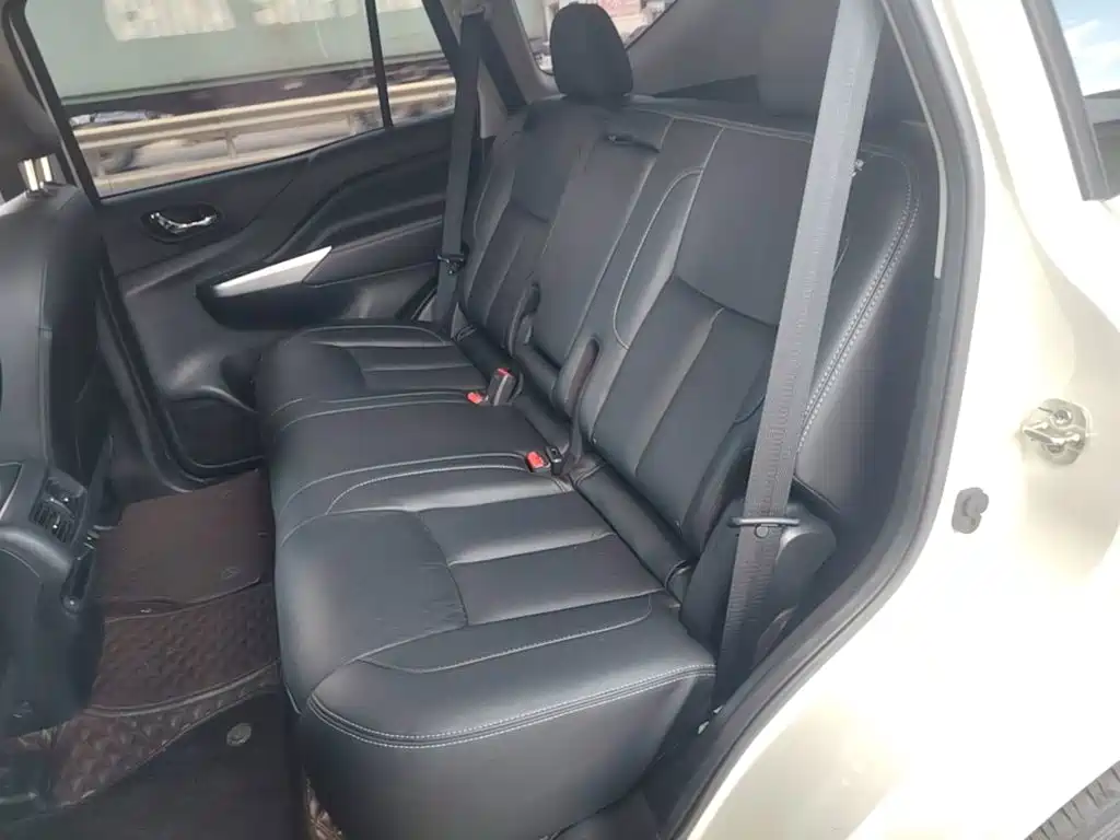 Nissan Terra — миниатюра 17
