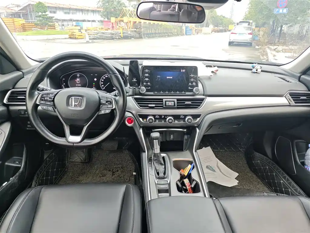 Honda Accord — миниатюра 8