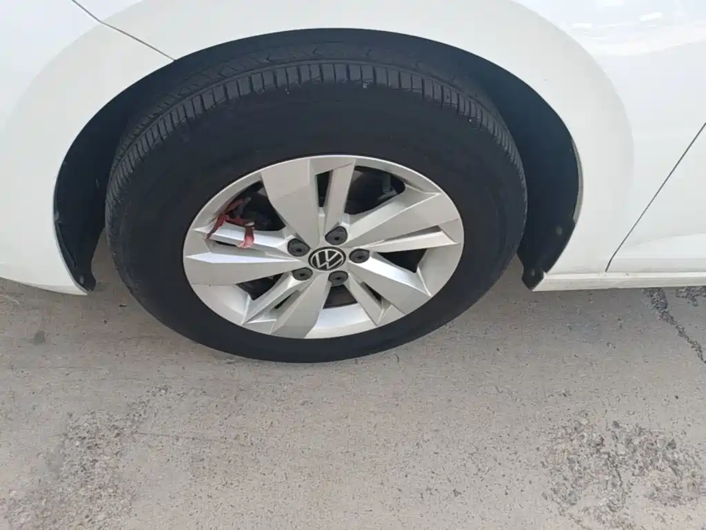 Volkswagen Polo — миниатюра 23