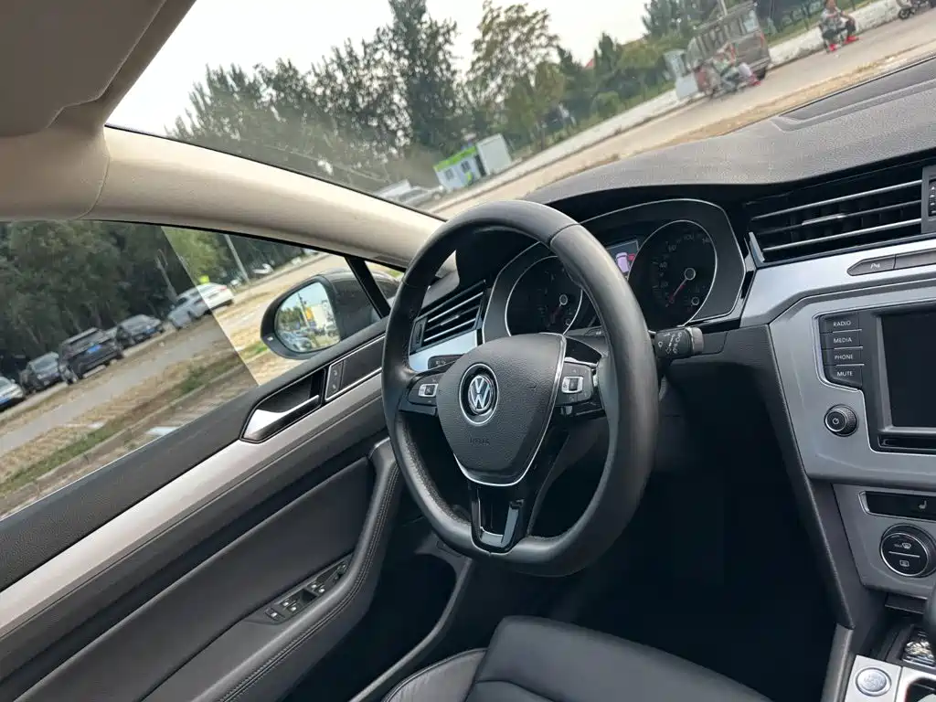 Volkswagen Viloran — миниатюра 20