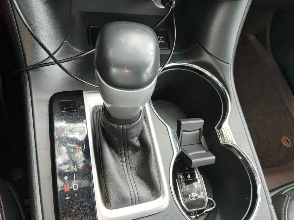 Toyota Highlander — миниатюра 10