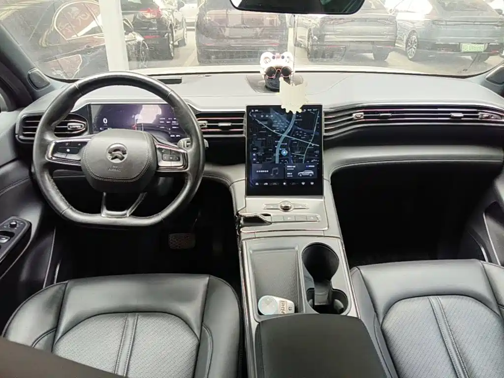 NIO ES6 — миниатюра 10