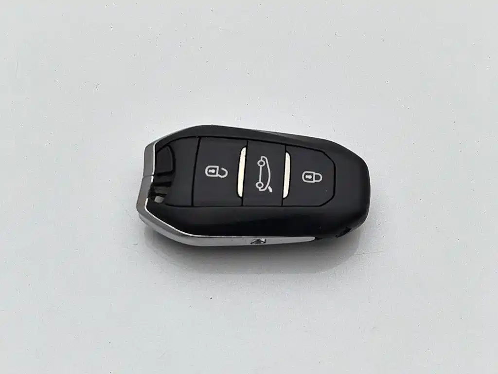 Citroen C4L — миниатюра 19
