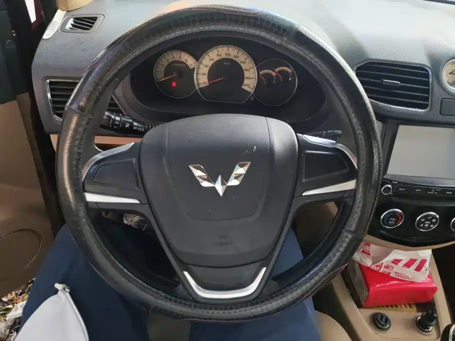 Wuling Hongguang — миниатюра 15