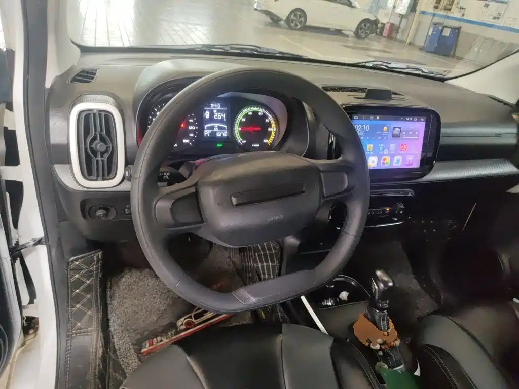 Roewe Clever — миниатюра 6