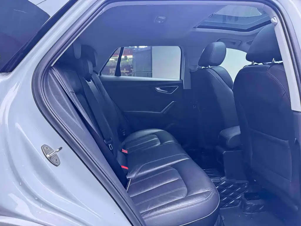 Audi Q2L — миниатюра 9