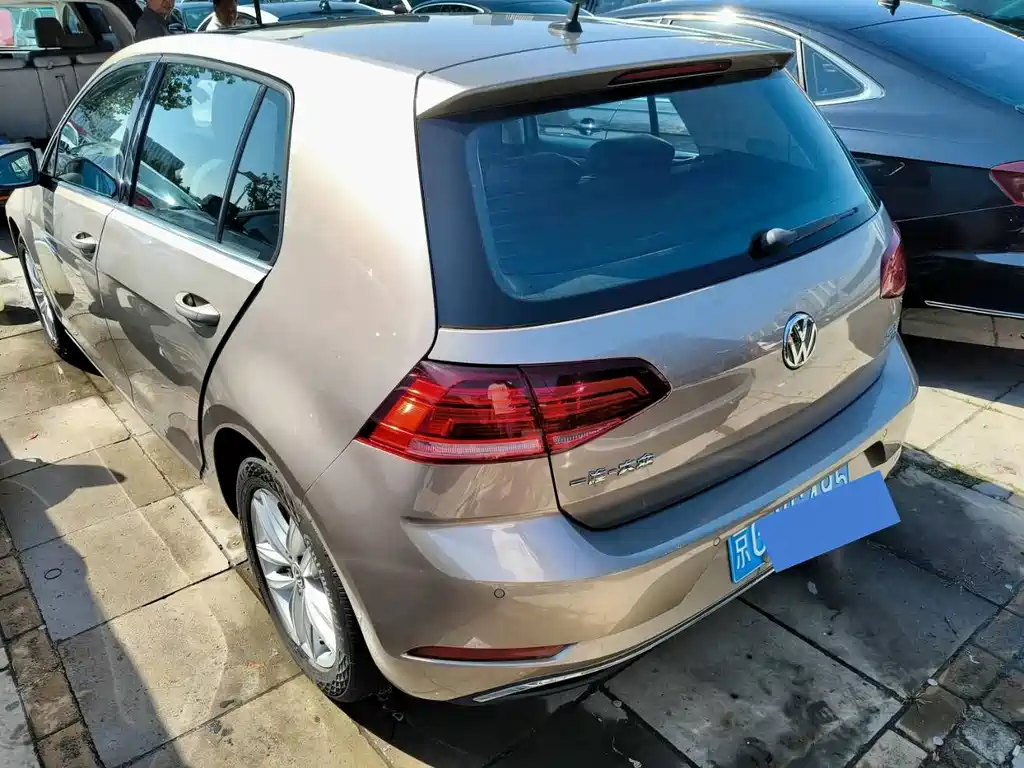 Volkswagen Golf — миниатюра 3