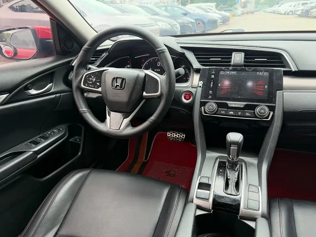 Honda Civic — миниатюра 9