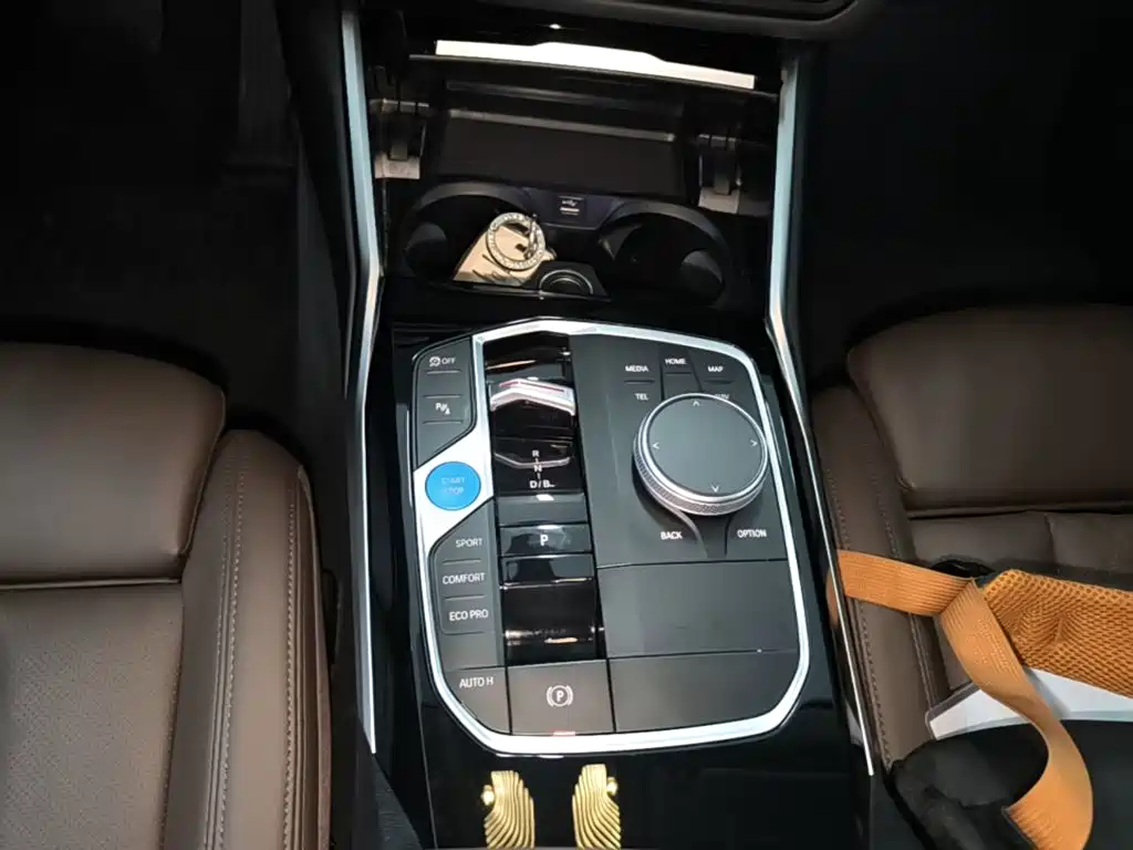 BMW i3 — миниатюра 14