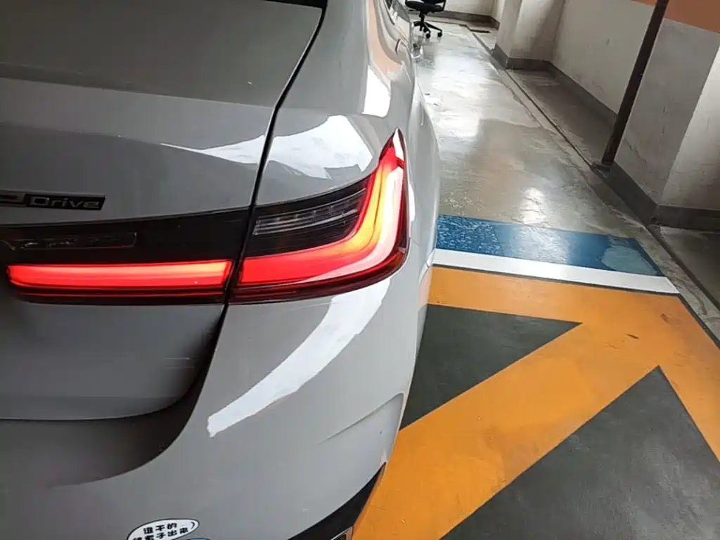 BMW i3 2022 eDrive 35 L