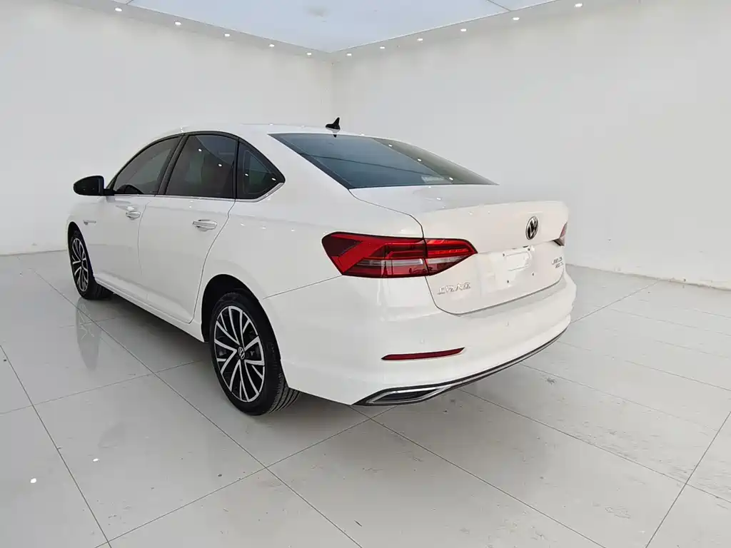 Volkswagen Lavida — миниатюра 12