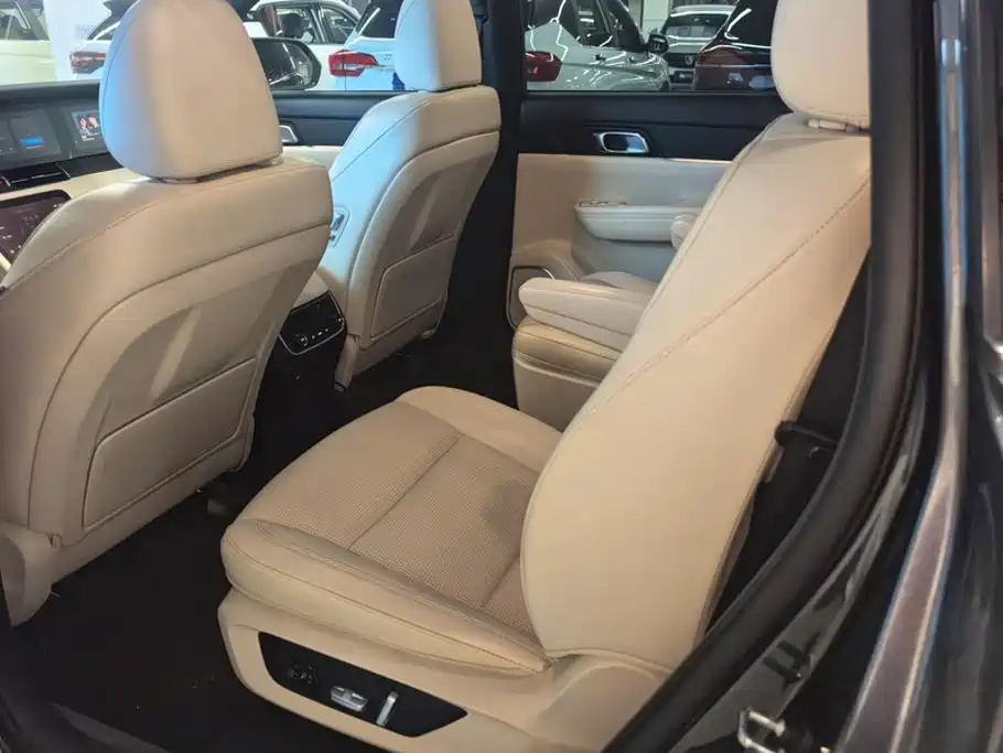 Li Auto Li ONE — миниатюра 11