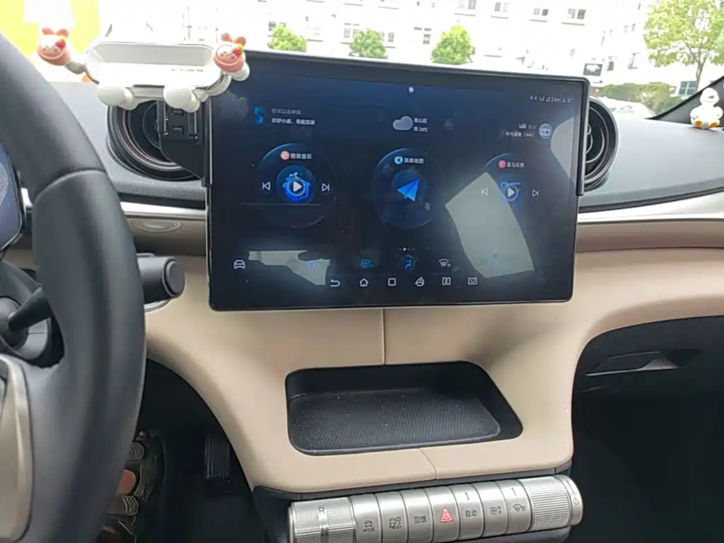 BYD Dolphin — миниатюра 13