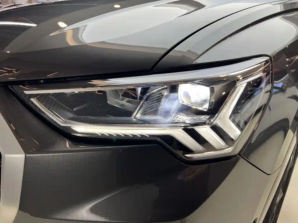 Audi Q3 — миниатюра 14