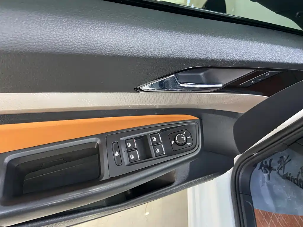 Volkswagen Bora — миниатюра 16
