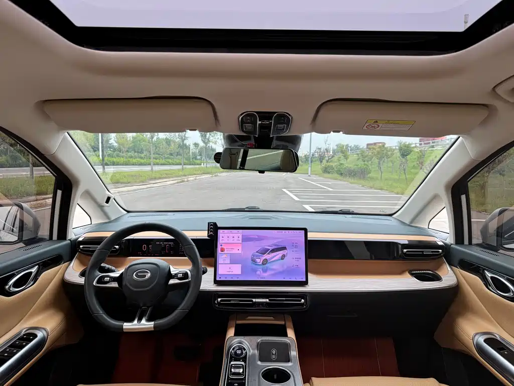 GAC Motor Trumpchi E8 PHEV — миниатюра 15