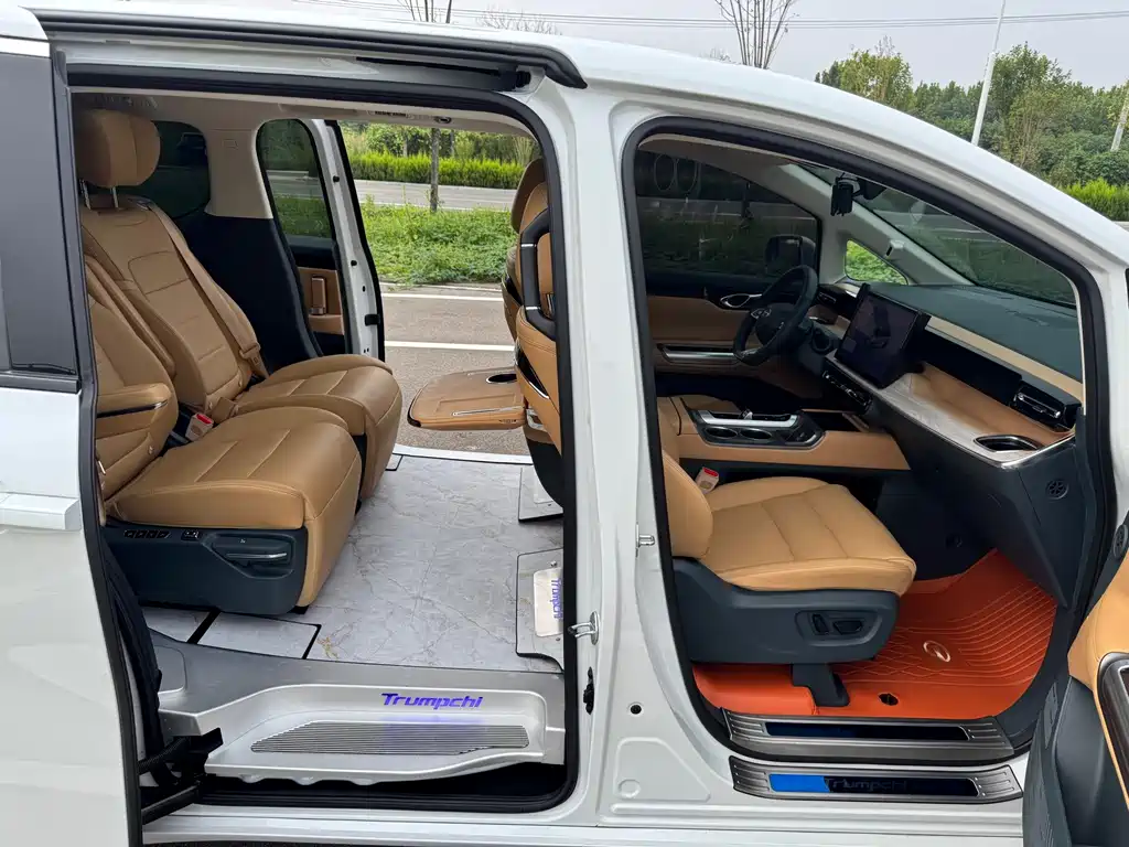 GAC Motor Trumpchi E8 PHEV — миниатюра 14