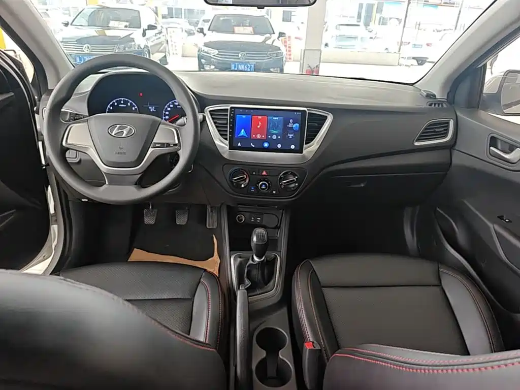 Hyundai Verna — миниатюра 10