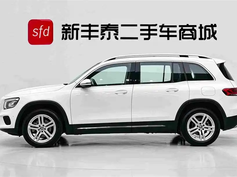 Mercedes-Benz GLB — миниатюра 4