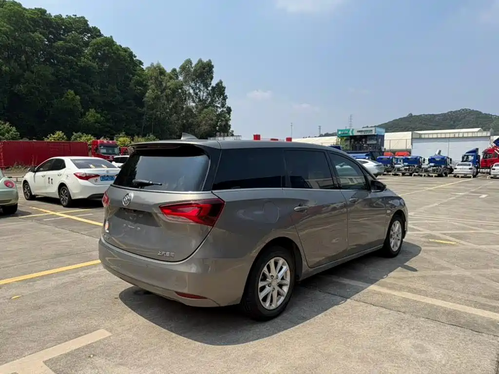 Buick GL6 — миниатюра 7