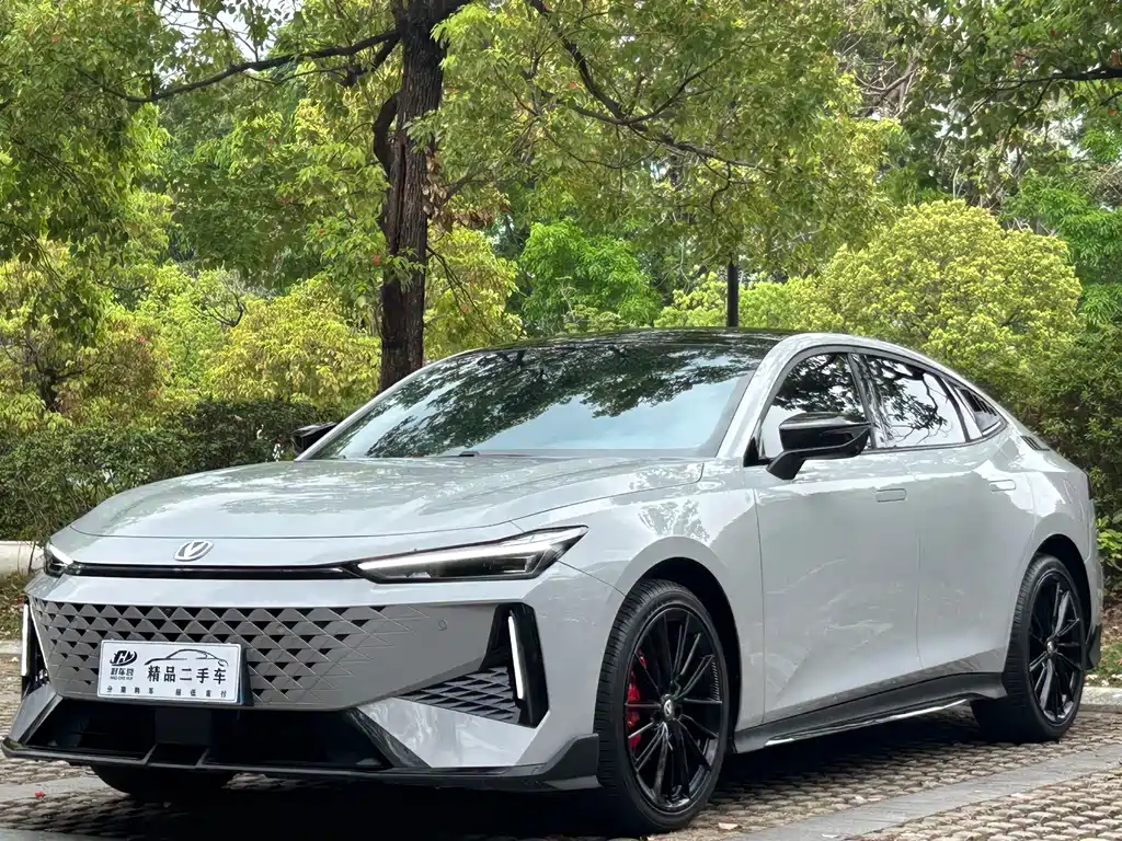 Changan UNI-V 2025