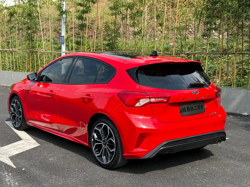 Ford Focus — миниатюра 6