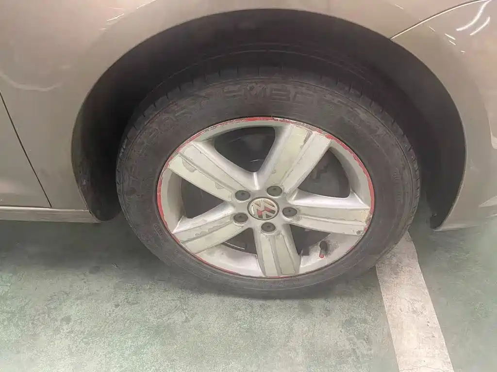 Volkswagen Touran — миниатюра 11