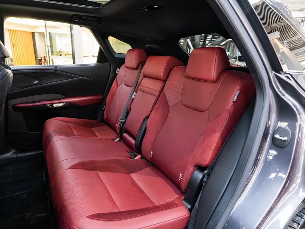 Lexus RX — миниатюра 12