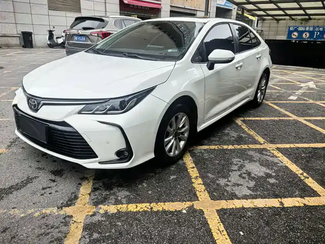 TOYOTA COROLLA 2023