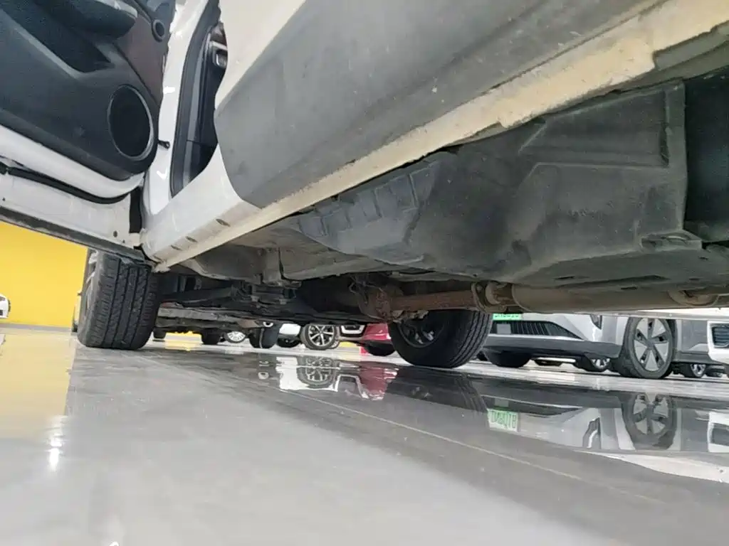 Wey Wey VV5 — миниатюра 22