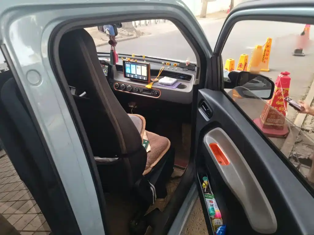 Wuling MINIEV — миниатюра 17