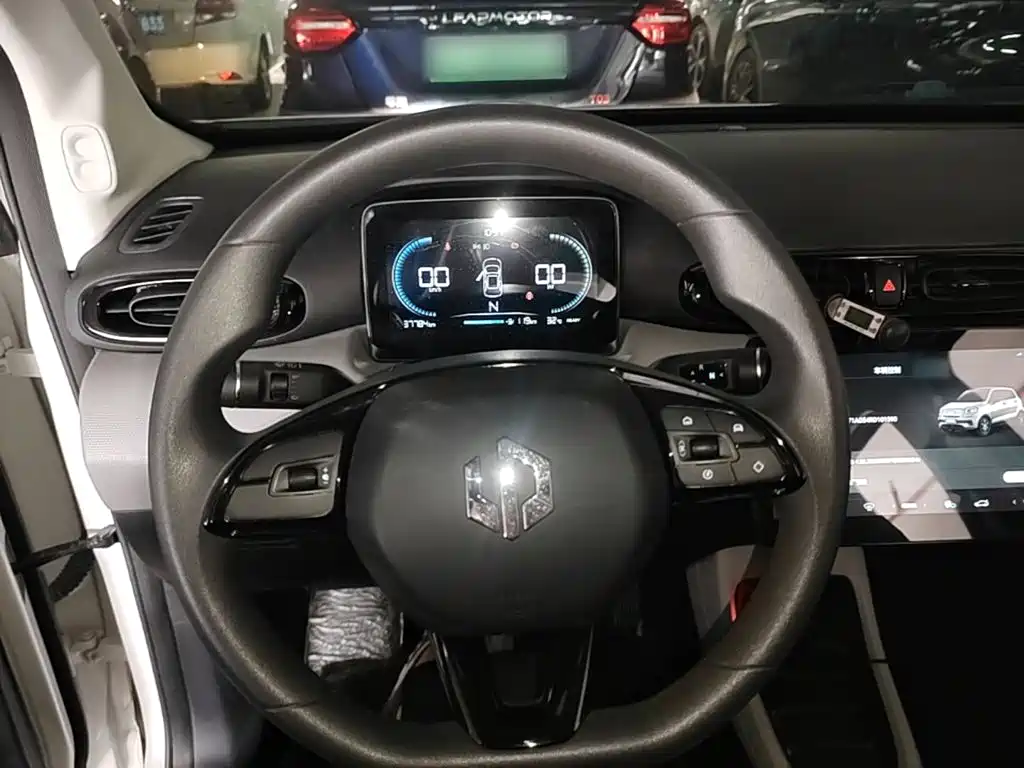 Leapmotor Leapmotor T03 — миниатюра 11