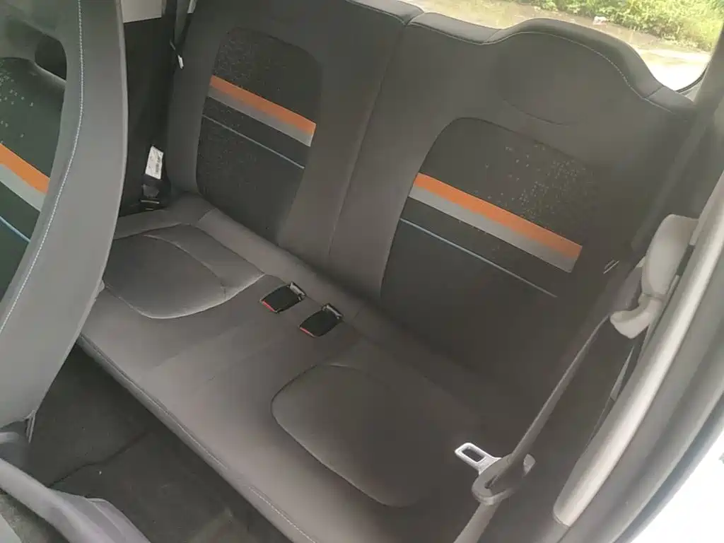Wuling MINIEV — миниатюра 17