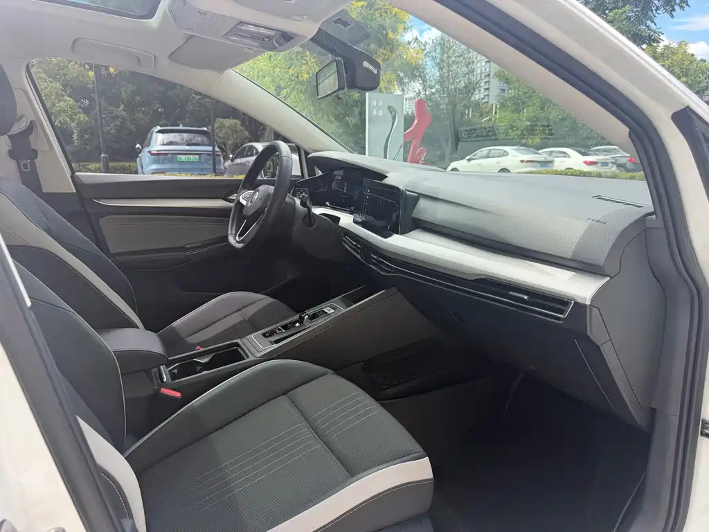 Volkswagen Golf — миниатюра 11