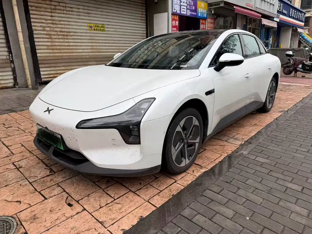 XPENG Mona M03