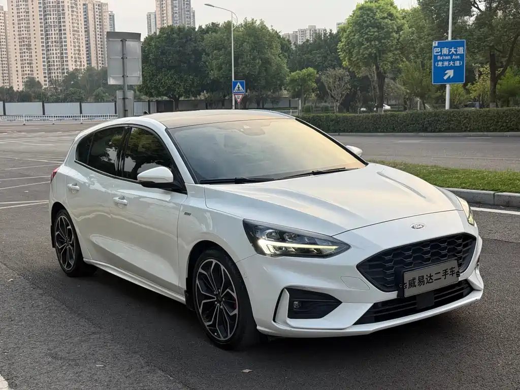 Ford Focus — миниатюра 3