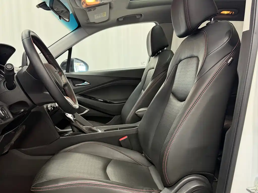 Chevrolet Volando — миниатюра 8