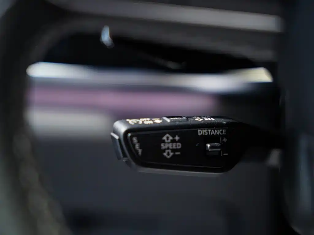 Audi RS Q8 — миниатюра 7