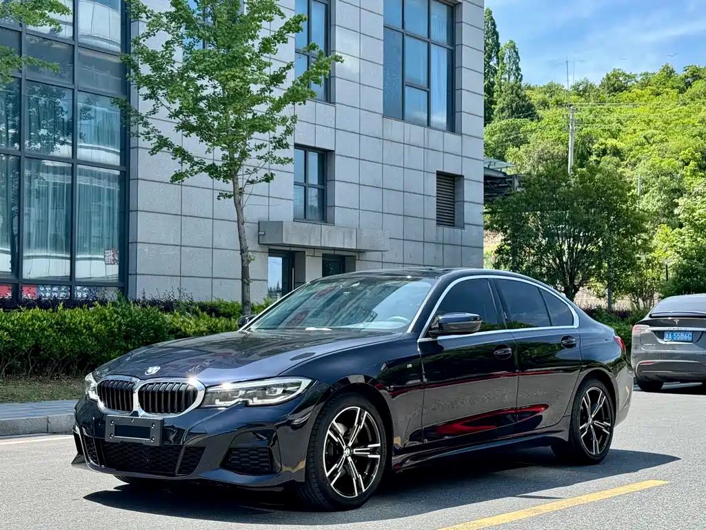 BMW 3 Series 2021