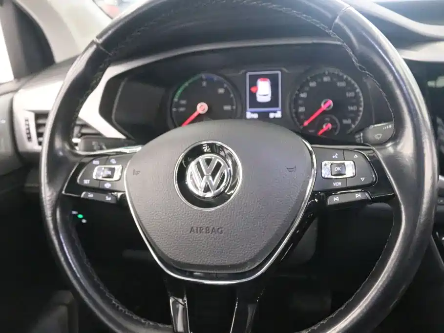 Volkswagen Tharu New Energy — миниатюра 5