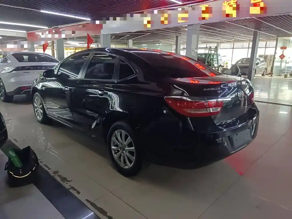 Buick Excelle — миниатюра 5