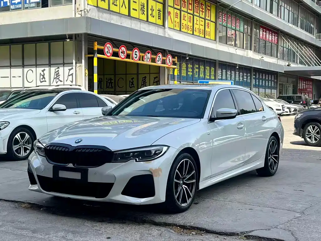 BMW 3 Series 2021